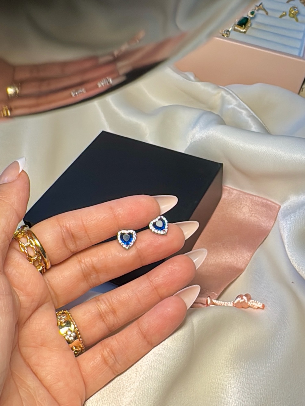 Diamond & Sapphire Heart Stud Earrings - 18k Gold filled - Picture 6 of 9